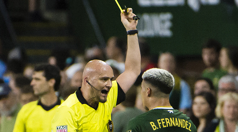 Portland Timbers forward Brian Fernandez receives a yellow card during the second half against Los Angeles FC at Providence Park.
